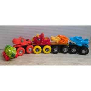 Spark. Create. Imagine. 5-Piece Animal Monster Truck Play Set mixed Dinos